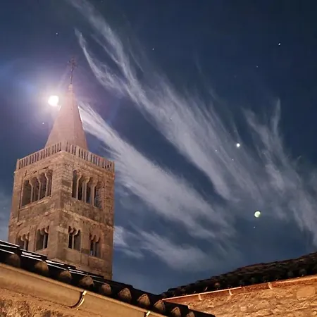 Rector's - Charming Retreat In Old Town With Jacuzzi In Private Courtyard