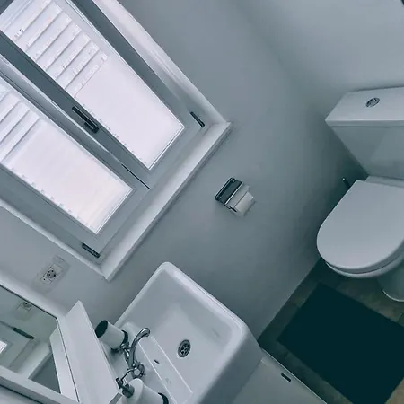 Rector's - Charming Retreat In Old Town With Jacuzzi In Private Courtyard Ferienhaus Rab Town