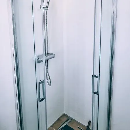 Rector's - Charming Retreat In Old Town With Jacuzzi In Private Courtyard Rab Town