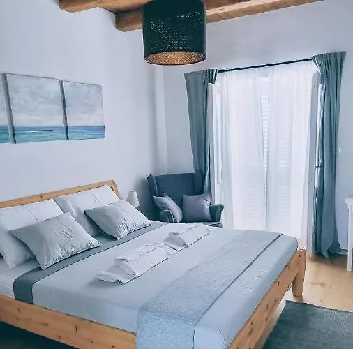 Rector's - Charming Retreat In Old Town With Jacuzzi In Private Courtyard Ferienhaus Rab Town