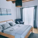 Rector's - Charming Retreat In Old Town With Jacuzzi In Private Courtyard Prázdninový dům Rab Town