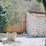 Rector's - Charming Retreat In Old Town With Jacuzzi In Private Courtyard Rab Town