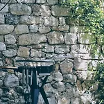 Rector's - Charming Retreat In Old Town With Jacuzzi In Private Courtyard Prázdninový dům *