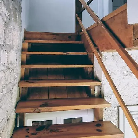 別荘 Rector's - Charming Retreat In Old Town With Jacuzzi In Private Courtyard *